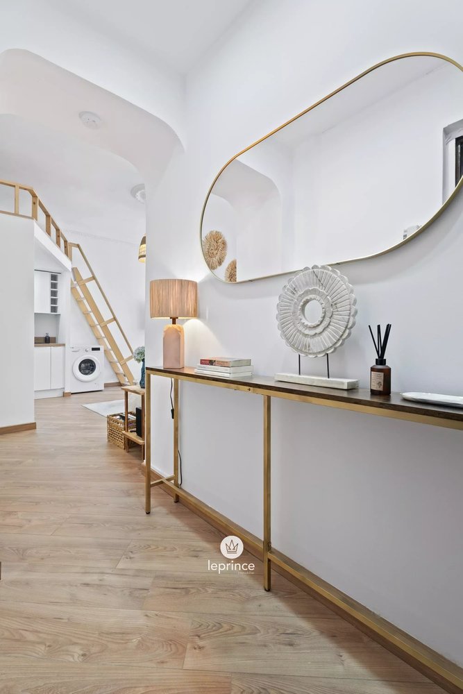 Property photo in Carre d'Or