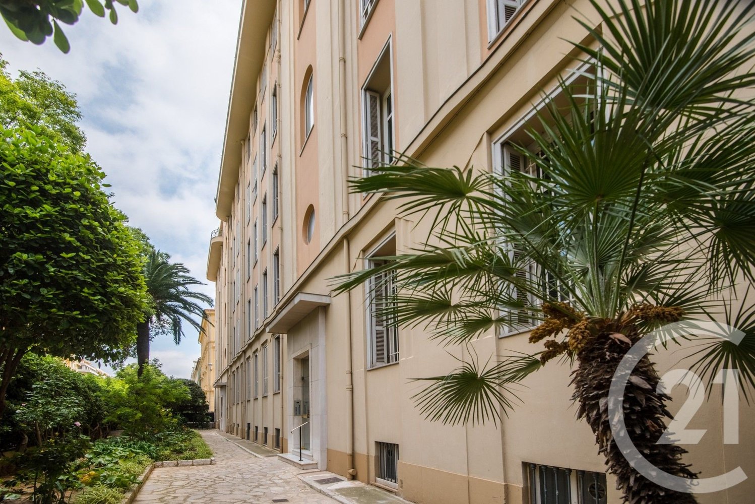 Property photo in Carre d'Or