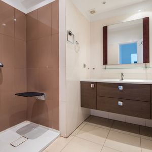 Property in Carre d'Or