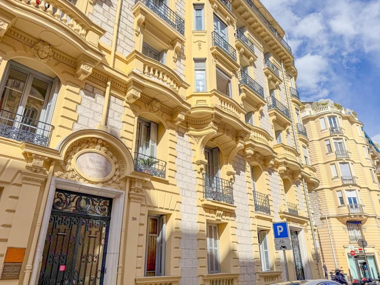 Property photo in Musicians Quarter