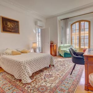 Property in Musicians Quarter