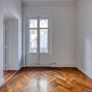 Property in Musicians Quarter