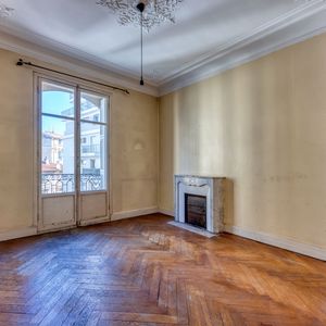 Property in Musicians Quarter