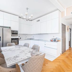 Property in Musicians Quarter