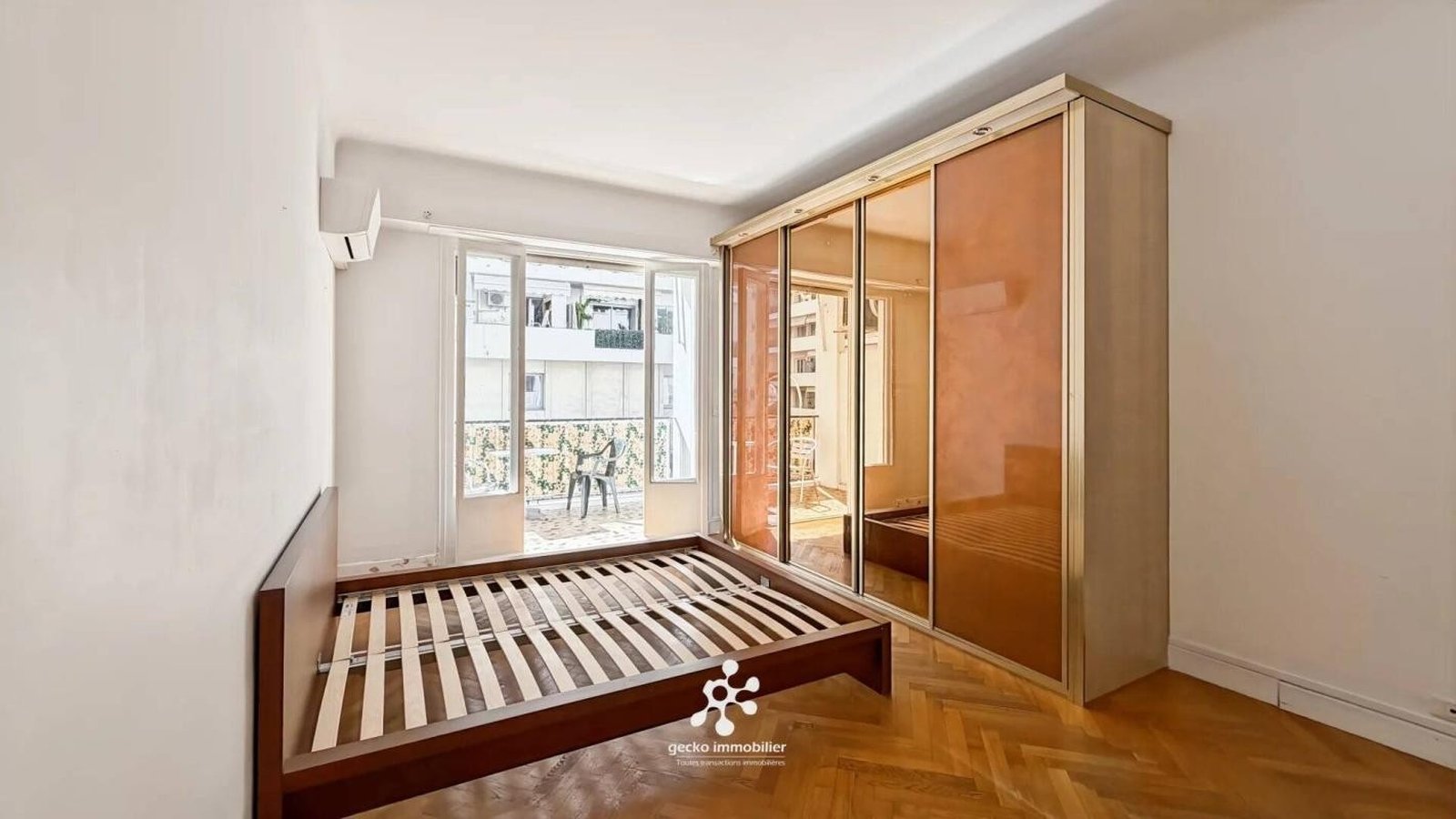 Property photo in Musicians Quarter