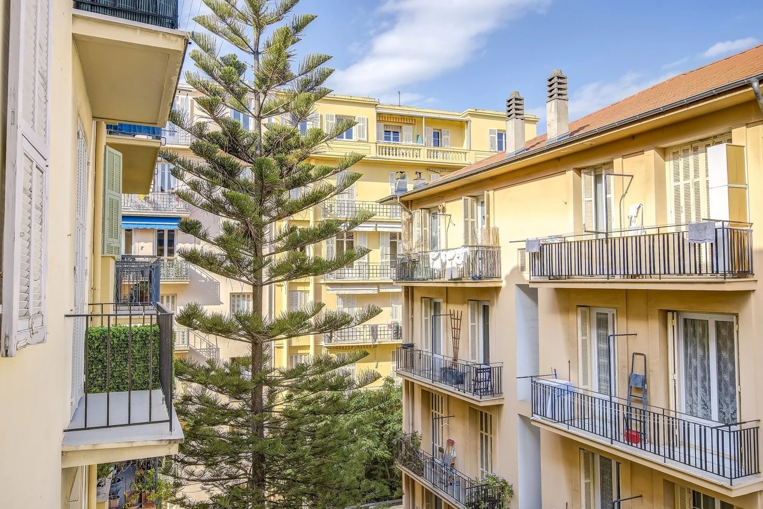 Property photo in Musicians Quarter