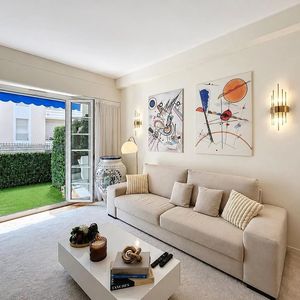 Property in Musicians Quarter