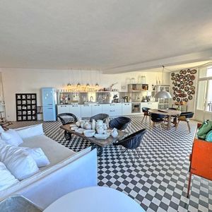 Property in Old Town