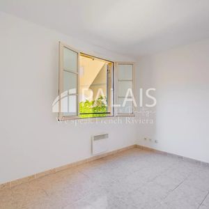 Property in Old Town