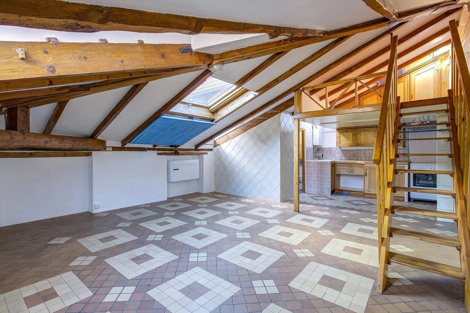 Property photo in Port