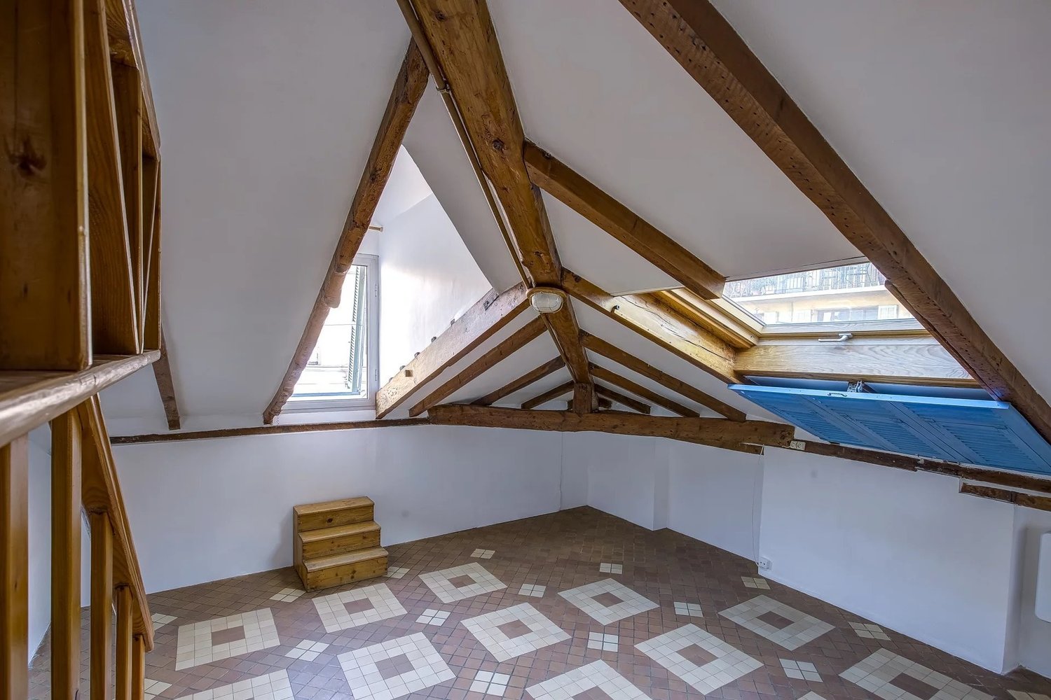 Property photo in Port