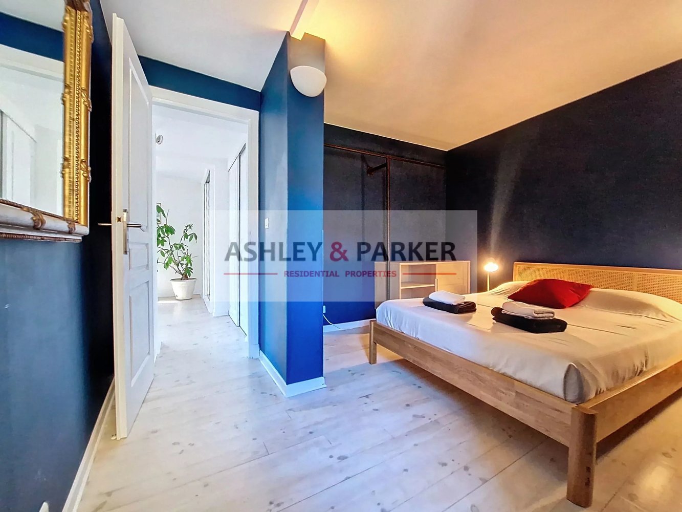 Property photo in Port