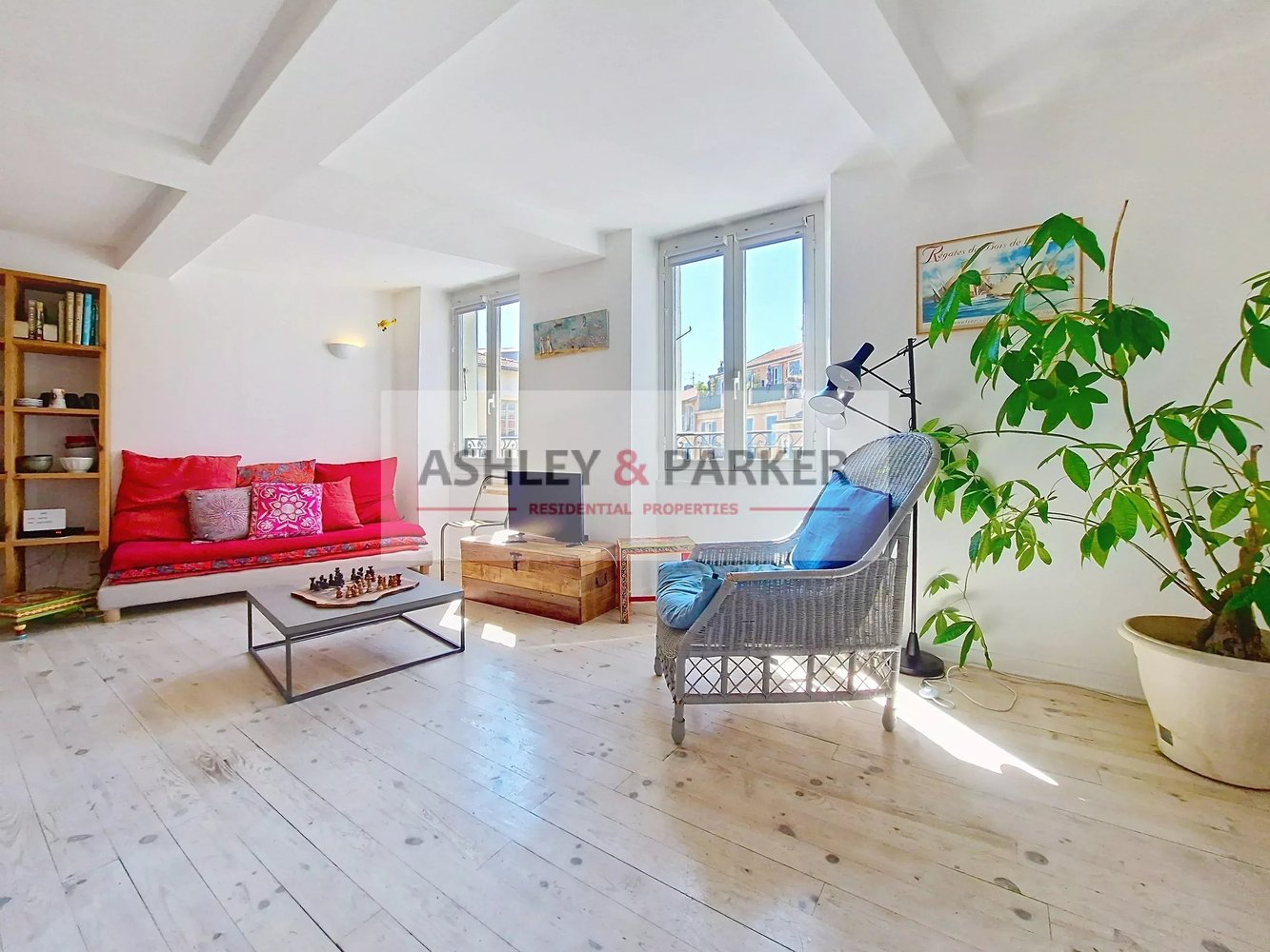 Property photo in Port