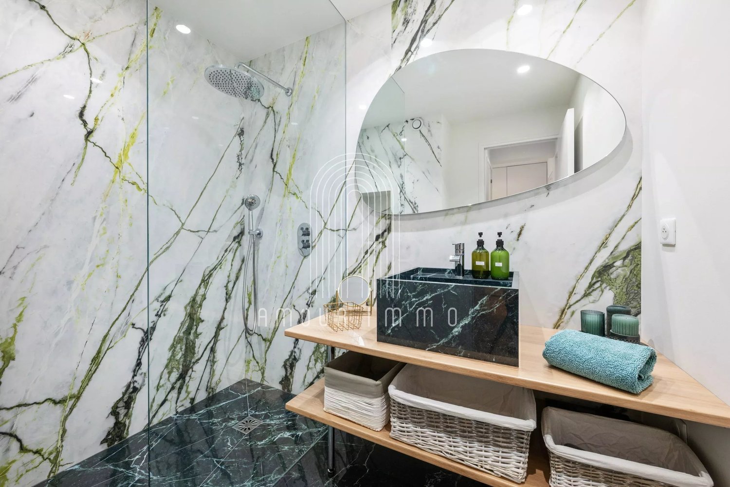 Property photo in Port