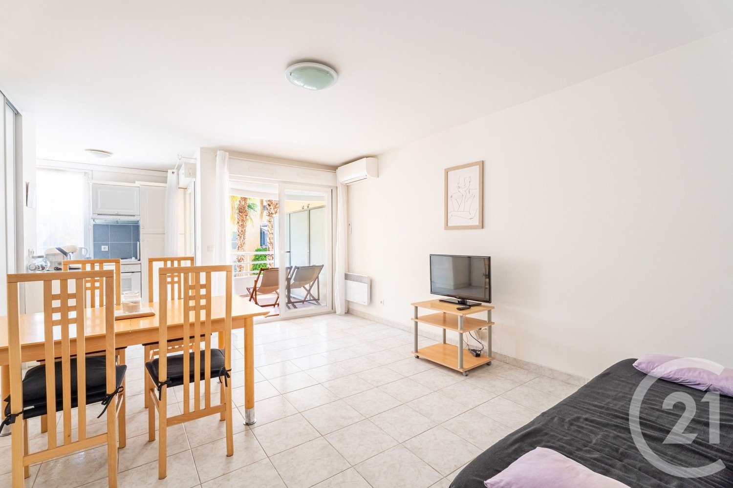 Property photo in Port