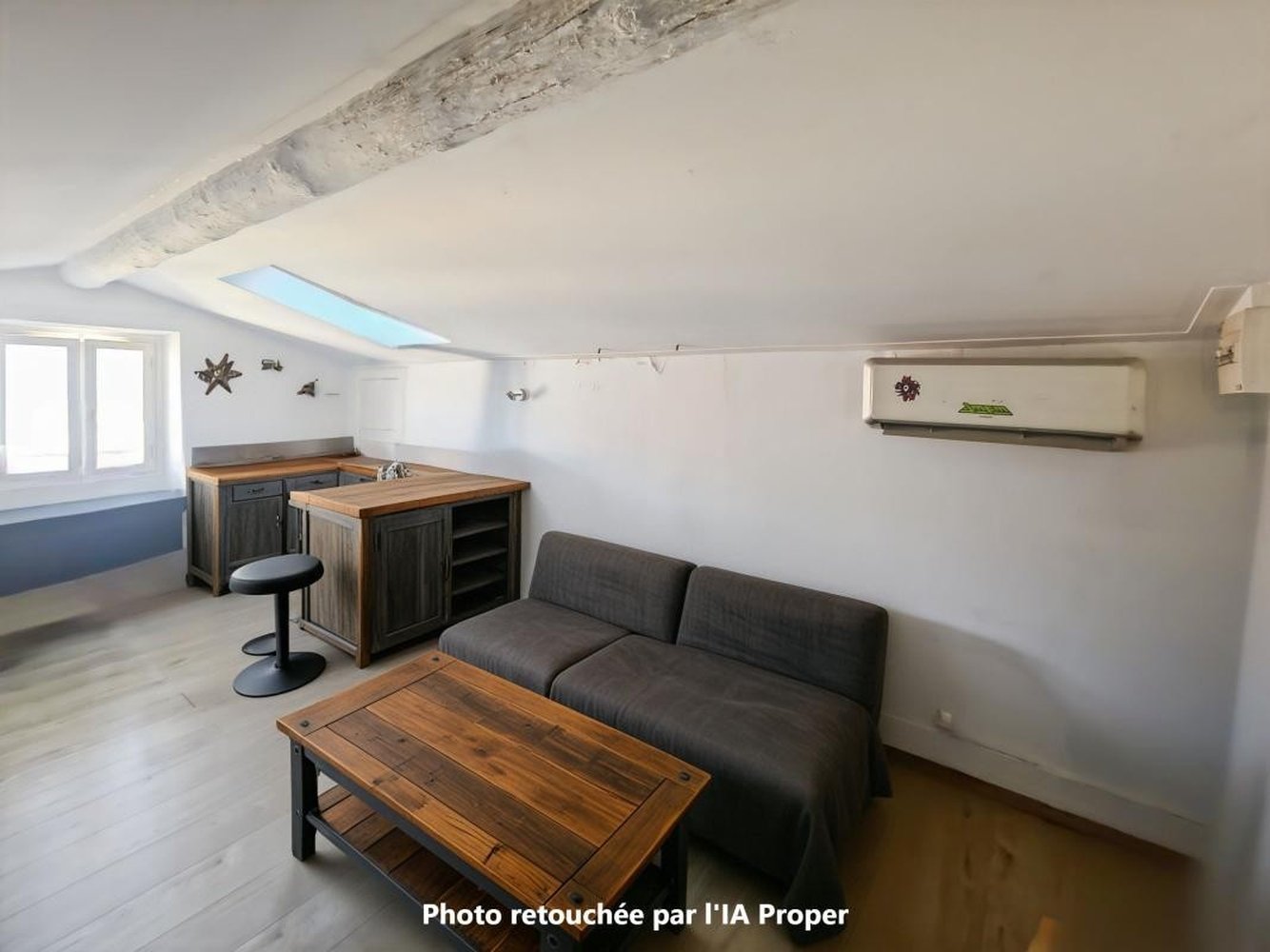 Property photo in Port