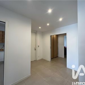 Property in Carre d'Argent