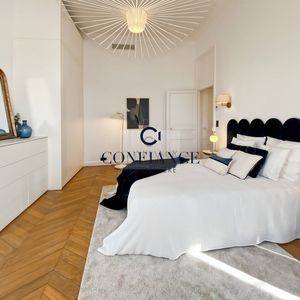 Property in Carre d'Argent