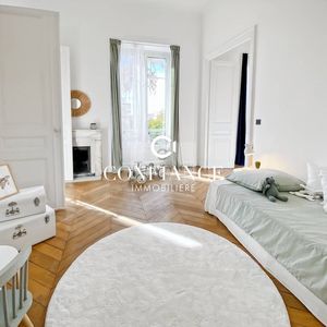 Property in Carre d'Argent