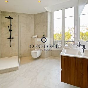 Property in Carre d'Argent