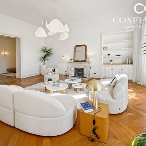 Property in Carre d'Argent