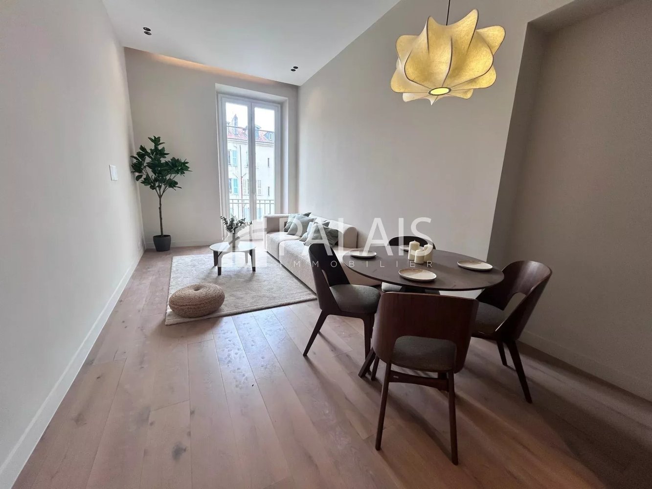 Property photo in Carre d'Argent