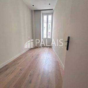 Property in Carre d'Argent
