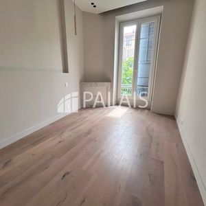 Property in Carre d'Argent