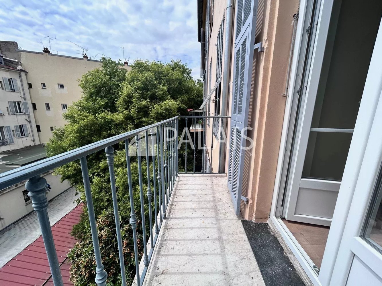 Property photo in Carre d'Argent