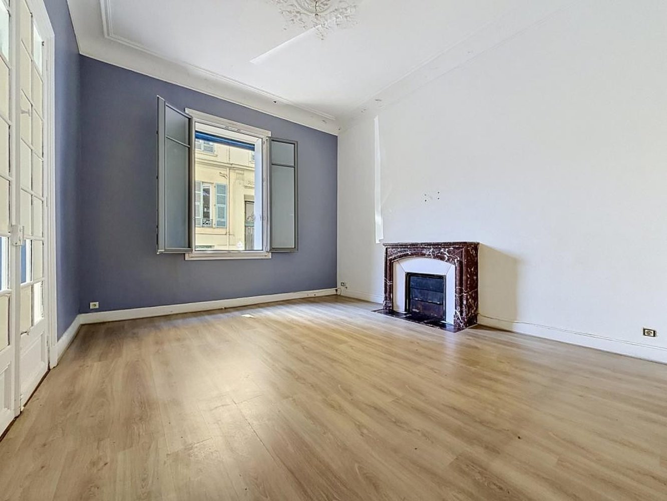 Property photo in Carre d'Argent