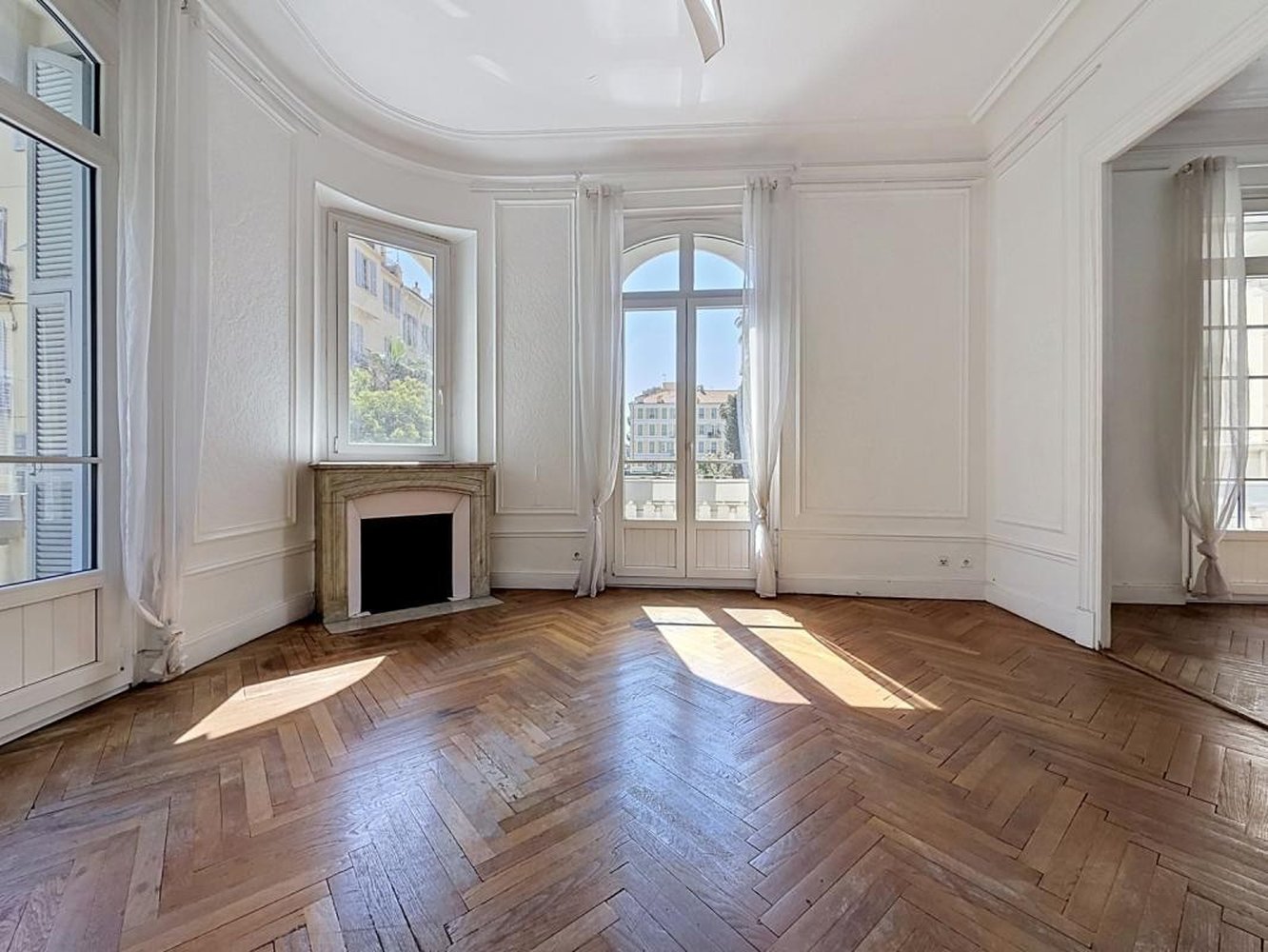 Property photo in Carre d'Argent