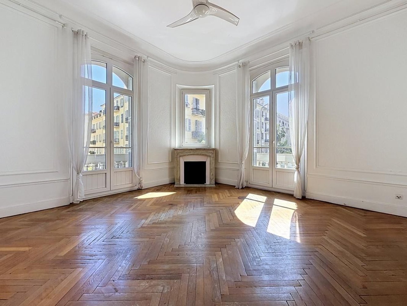 Property photo in Carre d'Argent