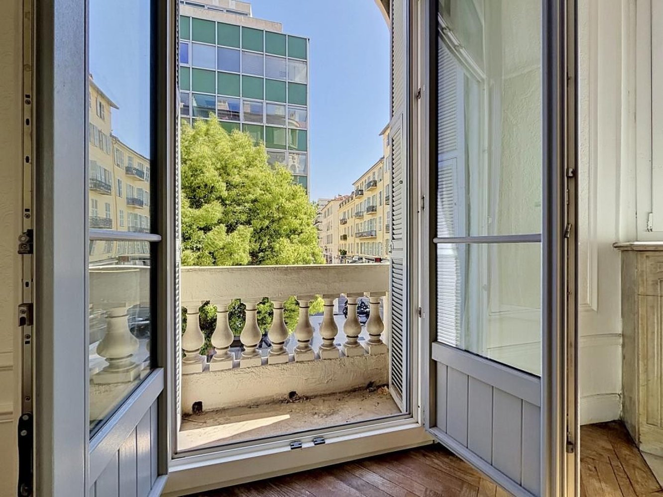Property photo in Carre d'Argent