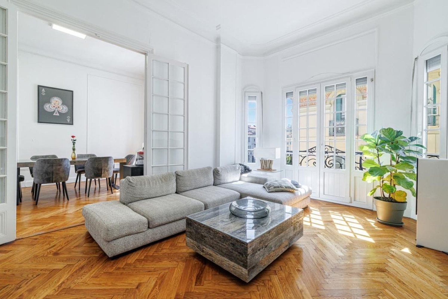 Property photo in Carre d'Argent
