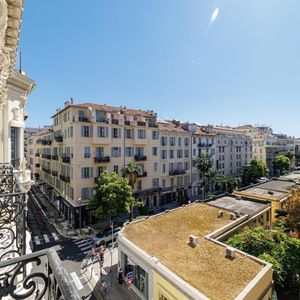 Property in Carre d'Argent