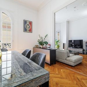 Property in Carre d'Argent