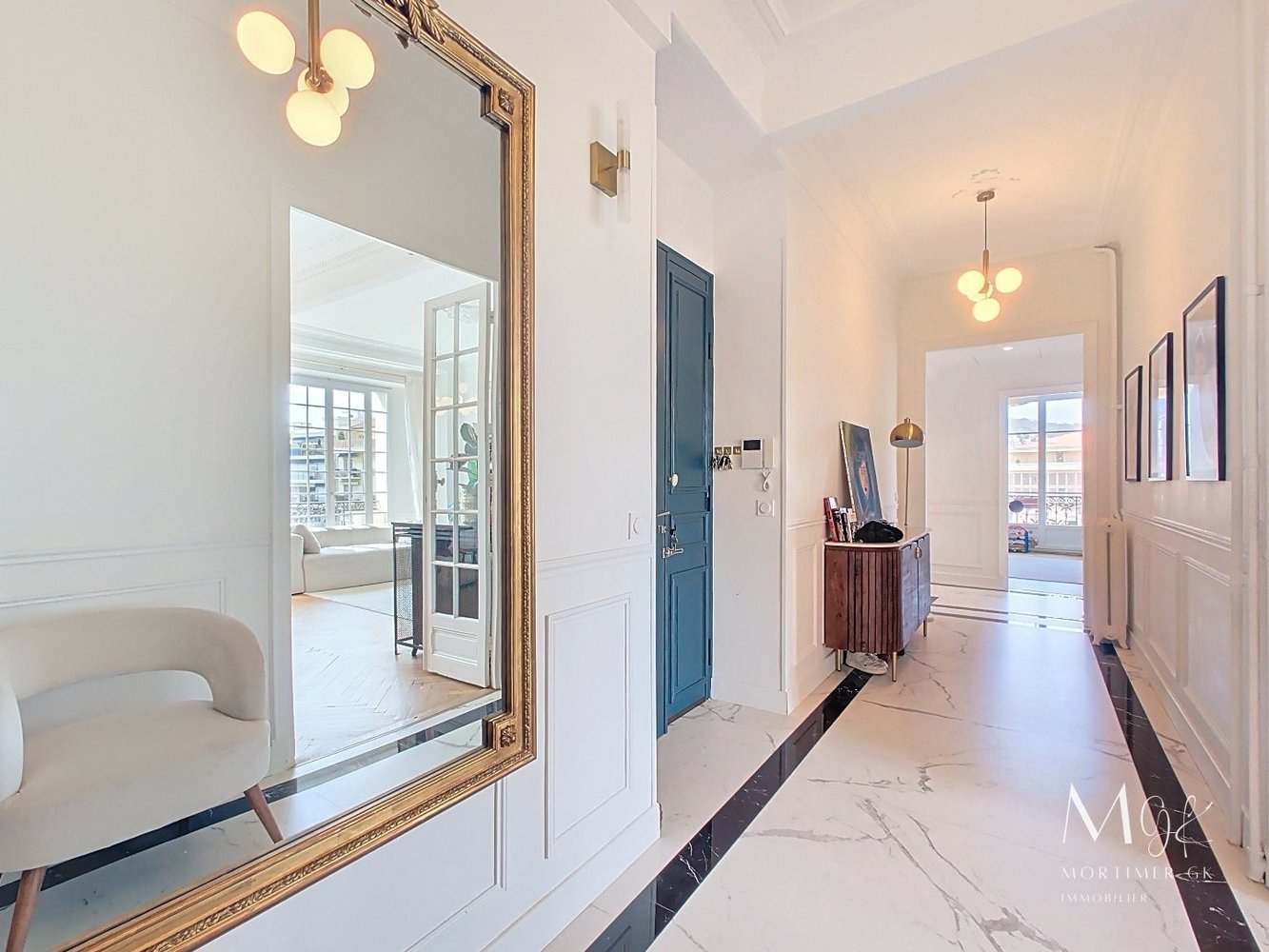 Property photo in Carre d'Argent