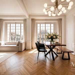 Property in Carre d'Argent
