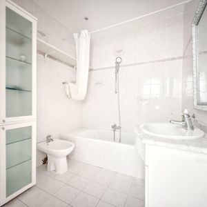 Property in Carre d'Argent