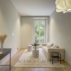 Property in Carre d'Argent