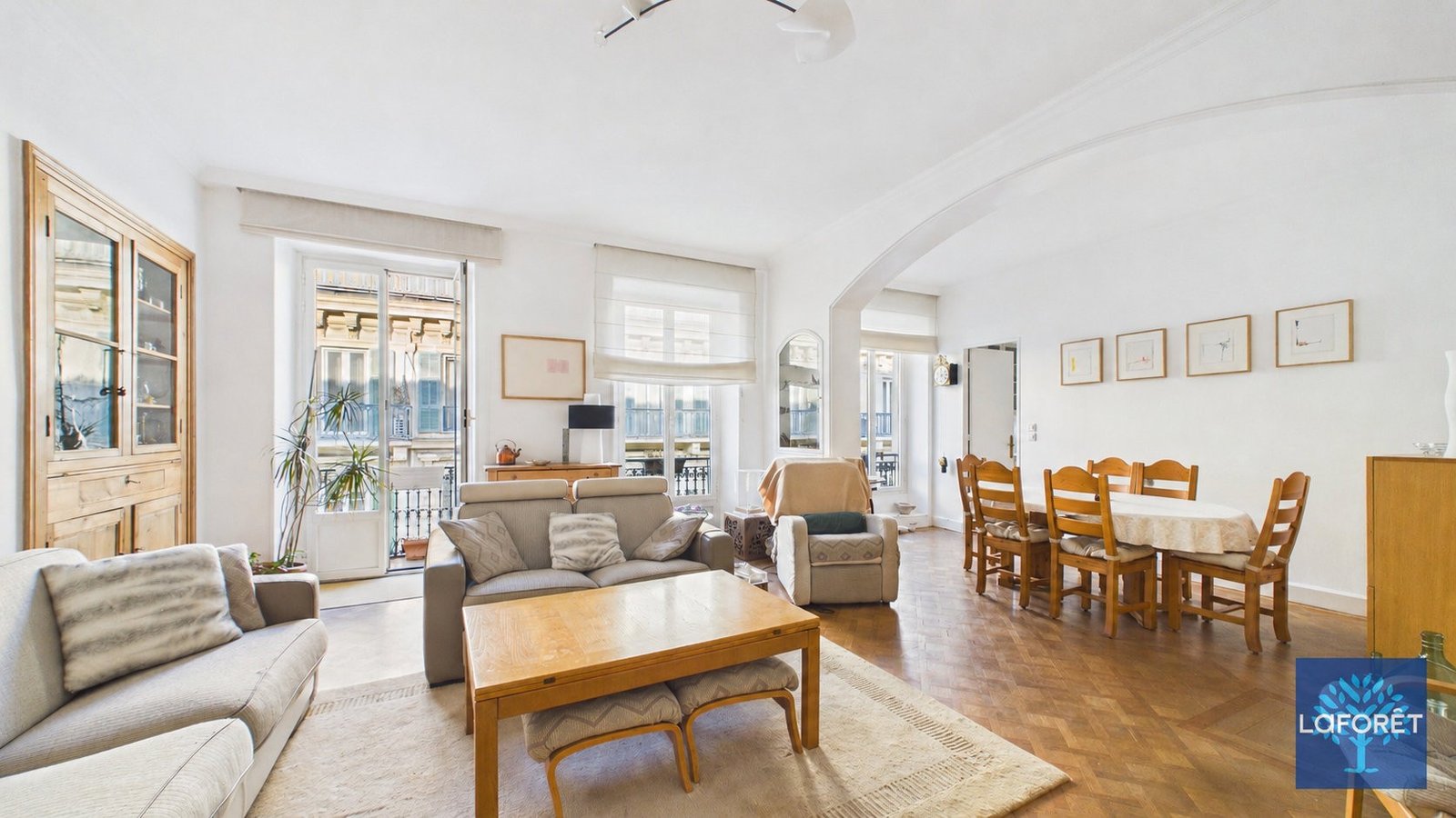 Property photo in Carre d'Argent