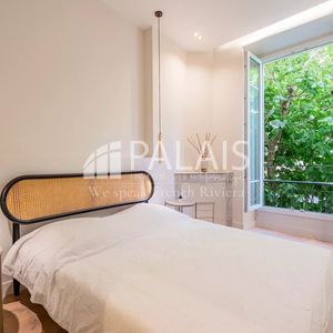 Property in Carre d'Argent