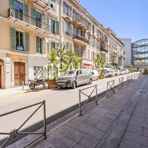 Property in Carre d'Argent