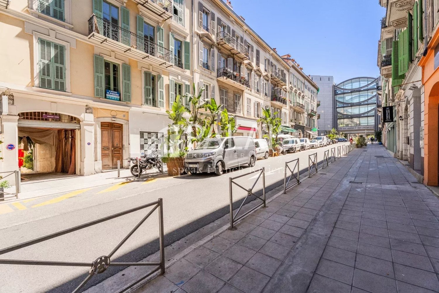 Property photo in Carre d'Argent