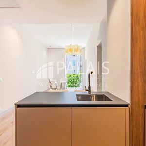 Property in Carre d'Argent