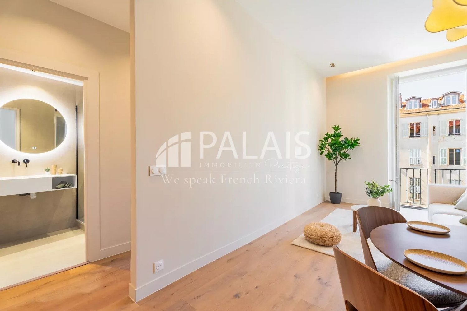 Property photo in Carre d'Argent