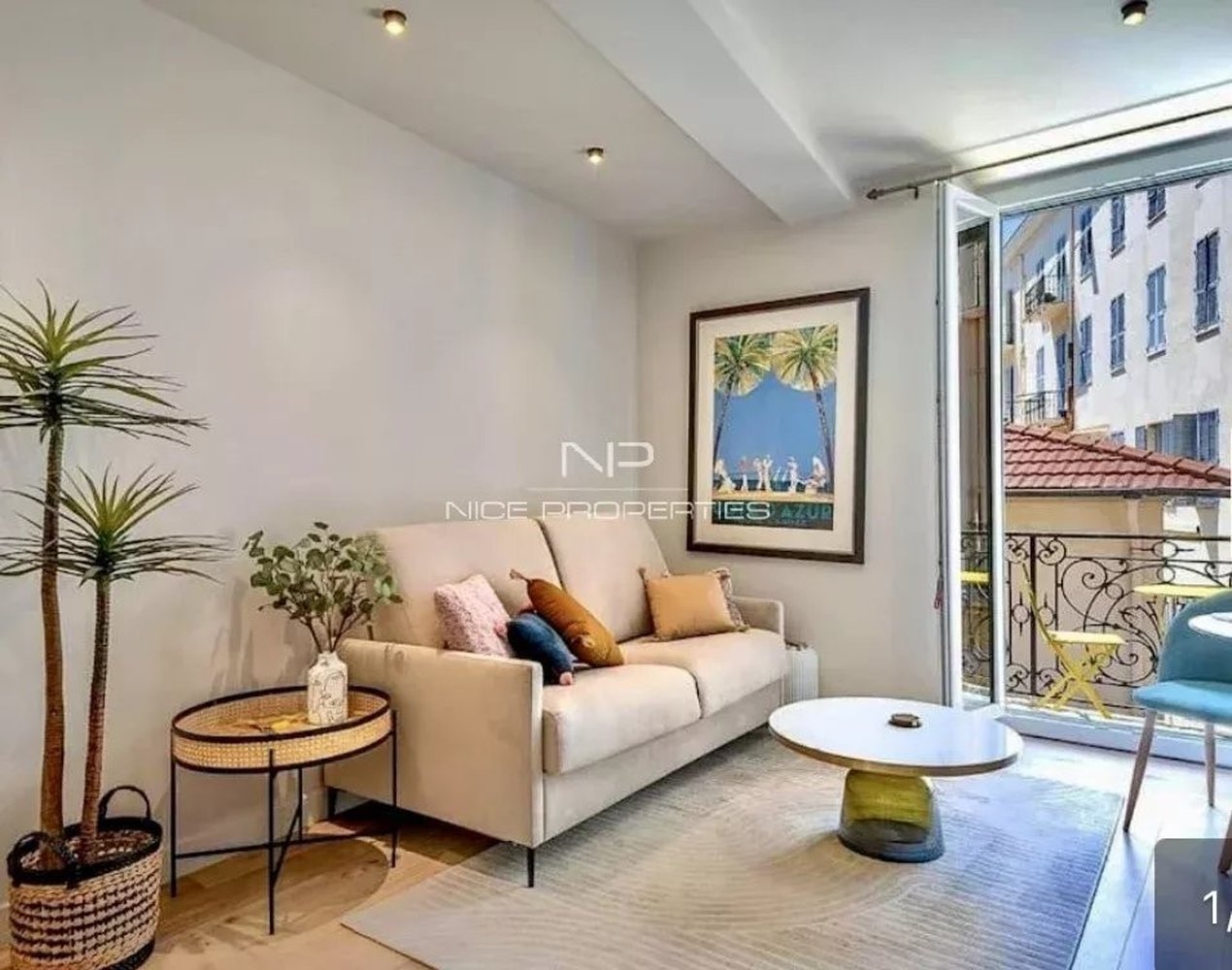 Property photo in Carre d'Argent