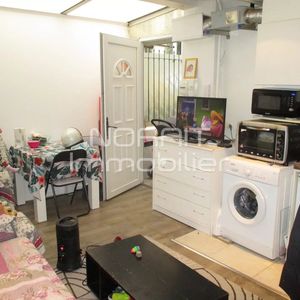 Property in Carre d'Argent