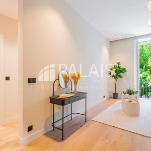 Property in Carre d'Argent