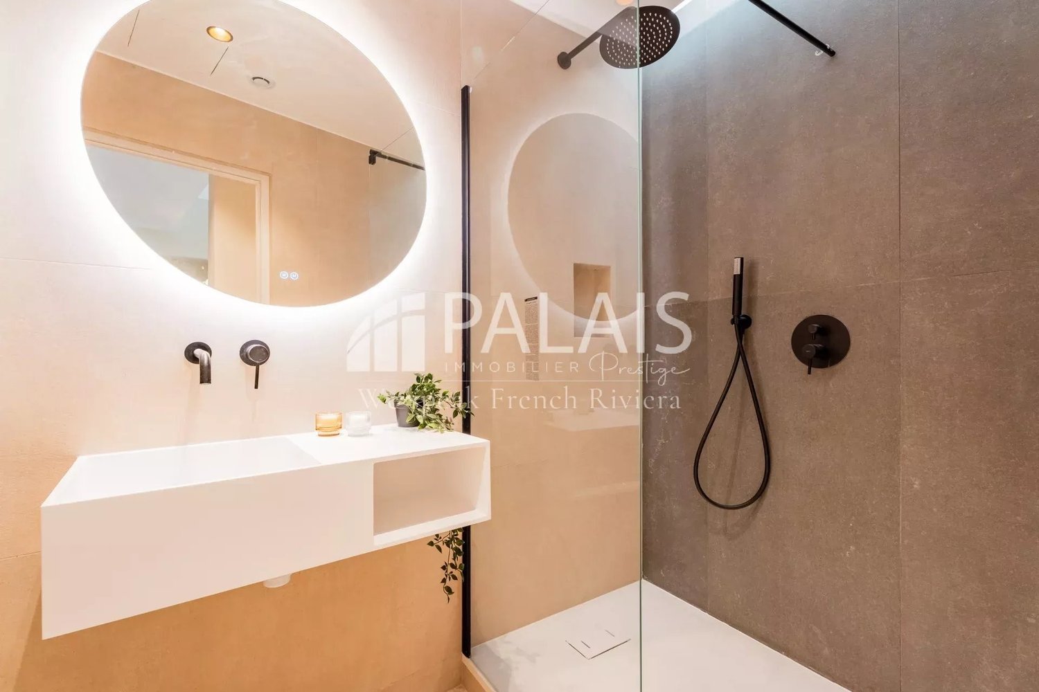 Property photo in Carre d'Argent